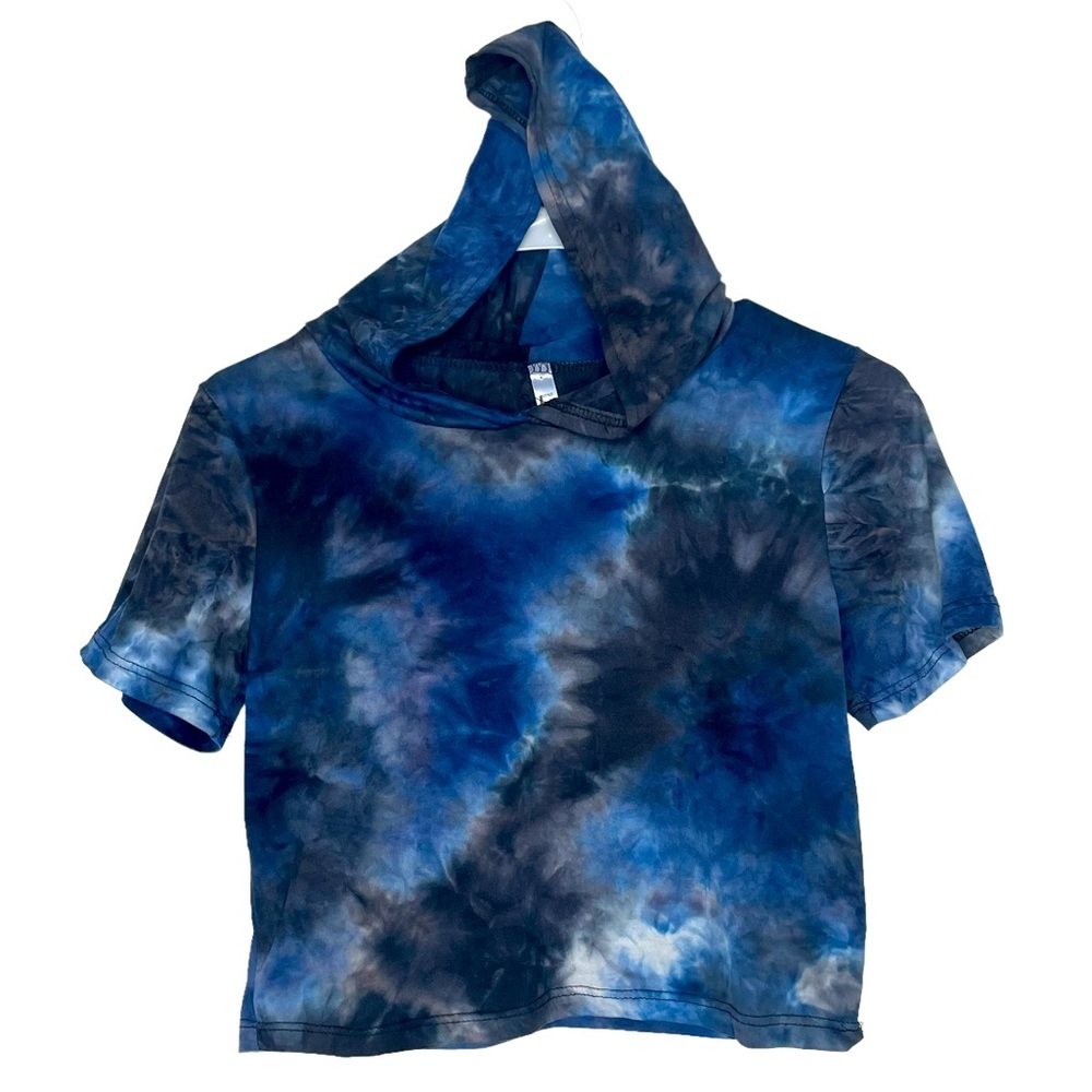 Tie-dye blue and black hoodie cropped top short sleeve size L